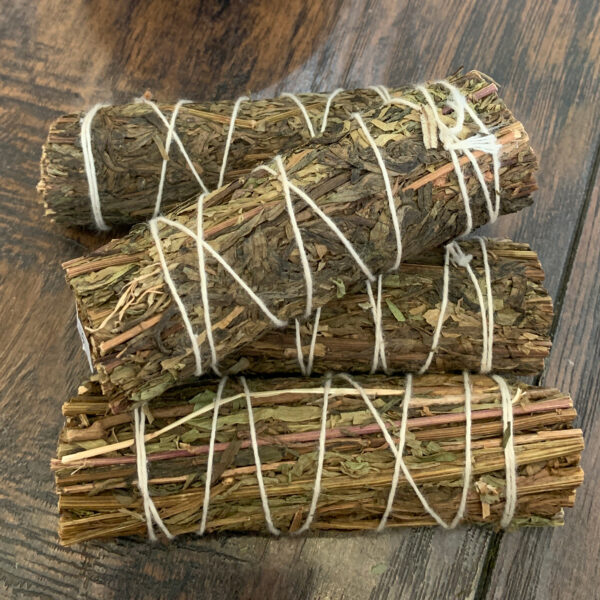 Mugwort Bundle